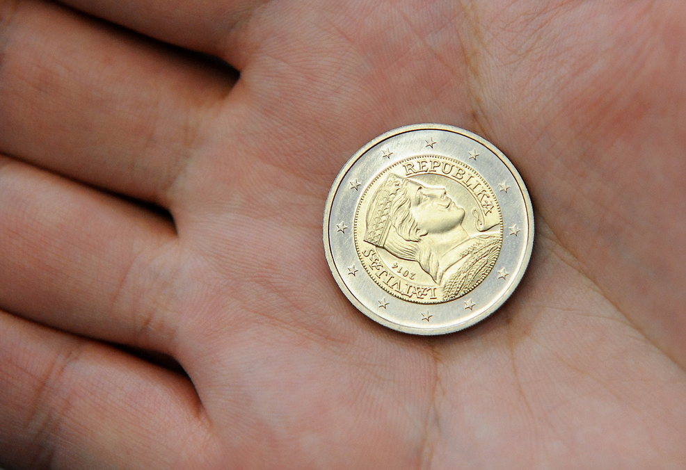 Latvijas eiro monētas ar Mildu