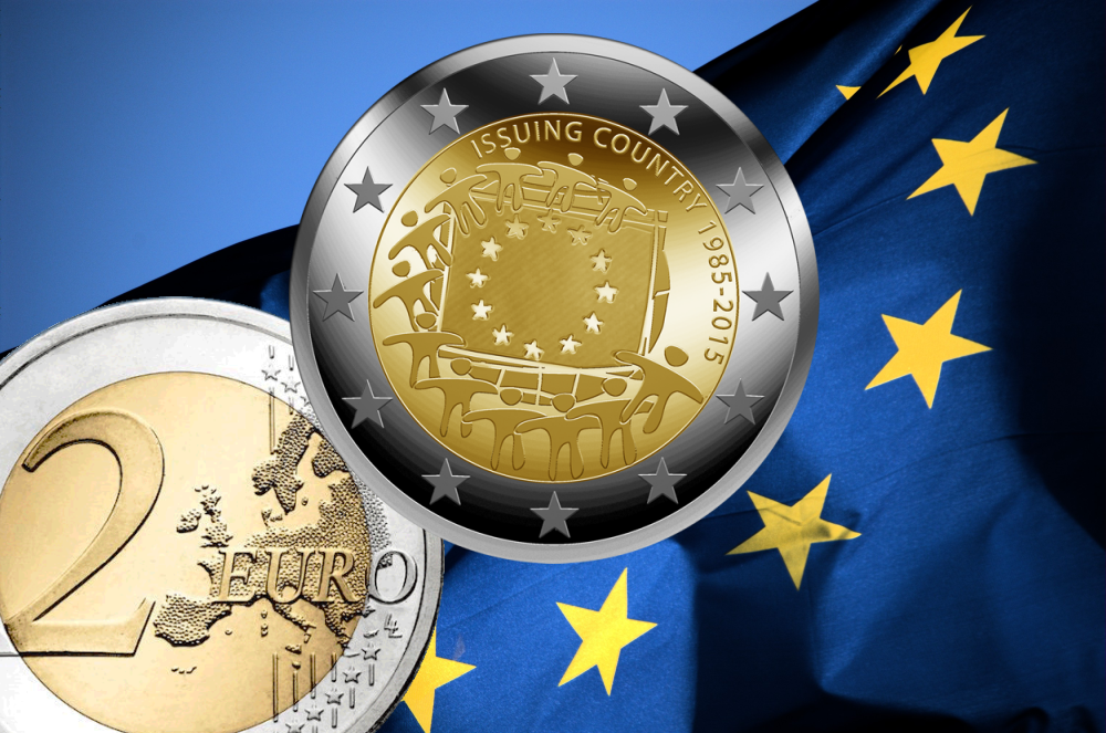 2 eiro monēta ES karogs