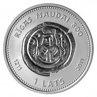 sudraba 1 lats monētu Rīgas naudai 800